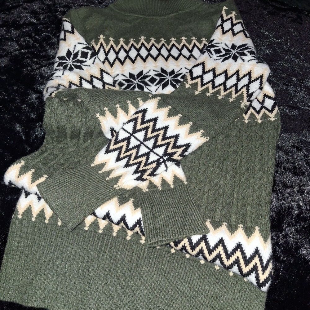 Green Patterned Long Sleeve Dress